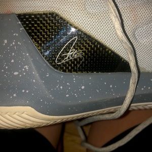 Under armor white curry 3